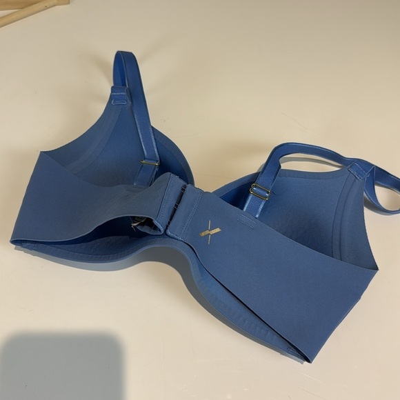 Knix Wingwoman Contour Wireless bra Blue Size 1 - Picture 4 of 7